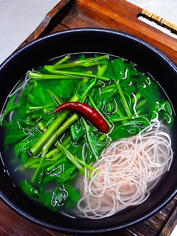 110520rice-stick2.jpg