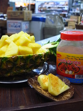 100417muoi-ot-tom3.jpg